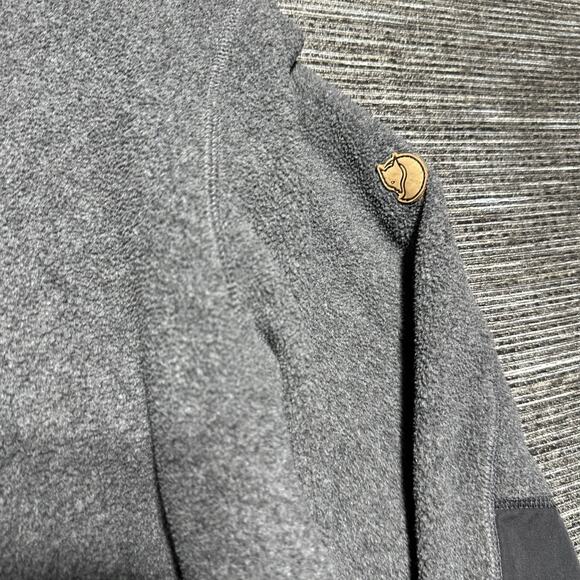 Fjall Raven Men's L Gray 1/4 Snap Button Ovik Fleece Sweater 81469 - Picture 2 of 15